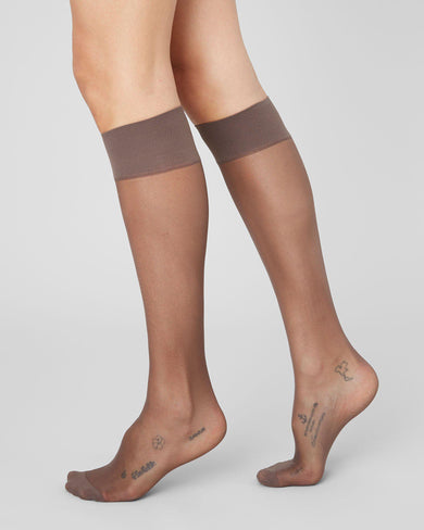 161004106-elin-premium-knee-highs-dark-brown-swedish-stockings-2