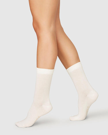 191020901-my-organic-cotton-rib-socks-ivory-swedish-stockings-1