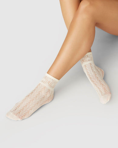 182033901-erica-crochet-socks-ivory-swedish-stockings-2